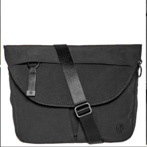Lululemon All Night Festival Bag